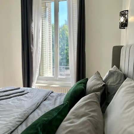 Apartment Moderne Entier Paris-le Bourget Et Cdg Le Bourget