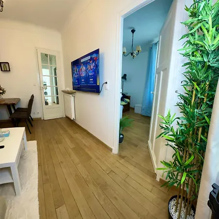 Moderne Entier Paris-le Bourget Et Cdg Appartement Le Bourget
